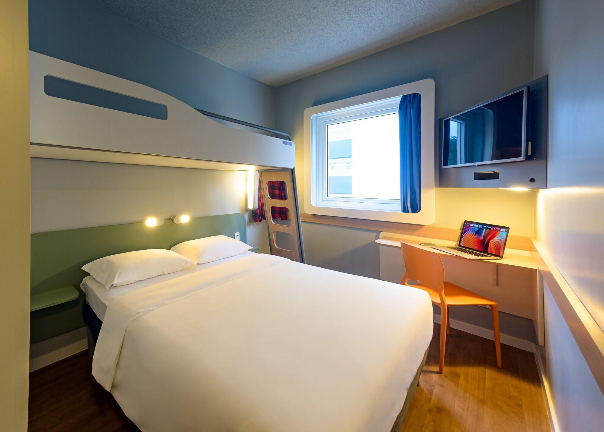 Ibis Budget Блуменау Екстер'єр фото