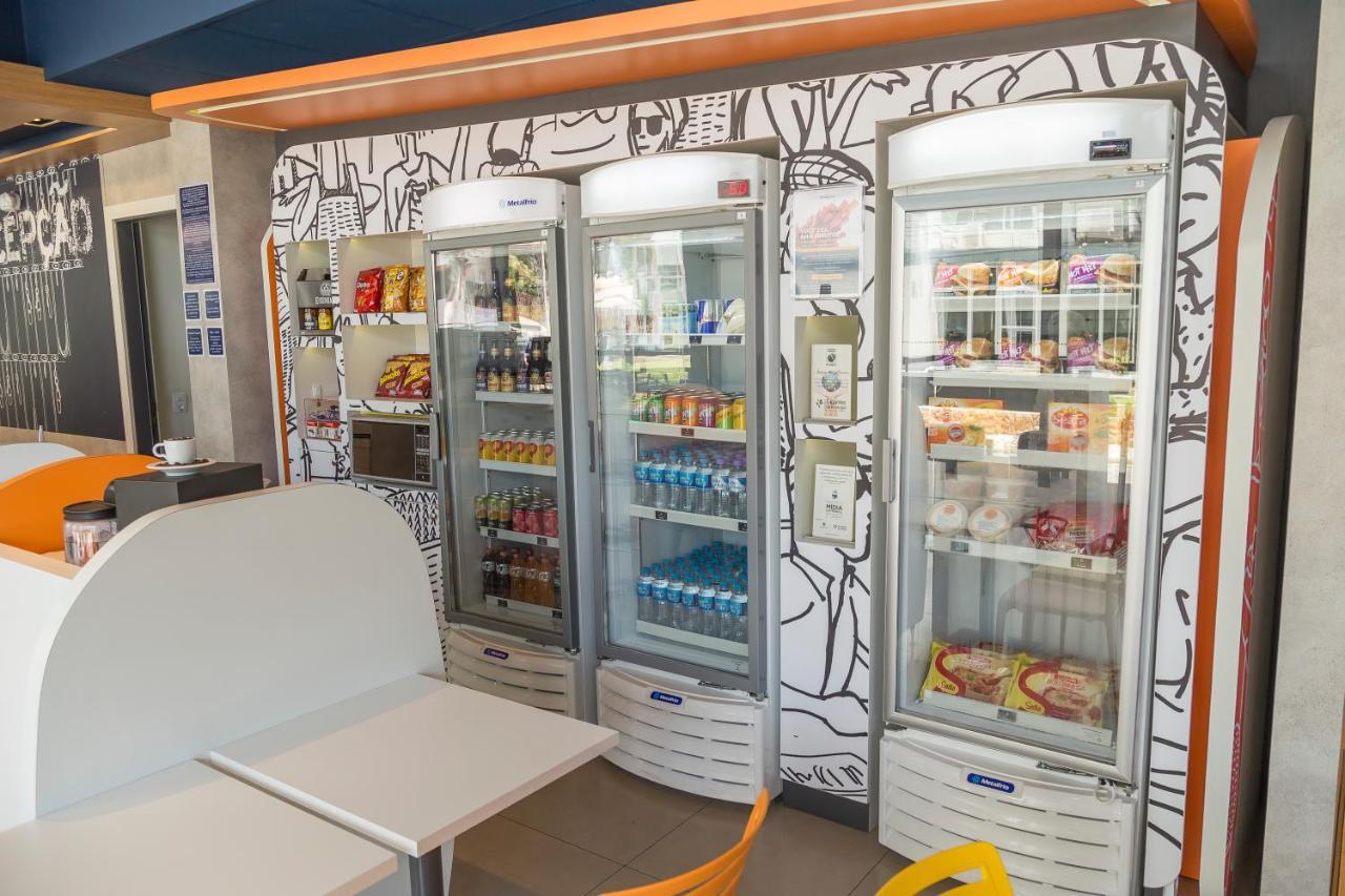 Ibis Budget Блуменау Екстер'єр фото